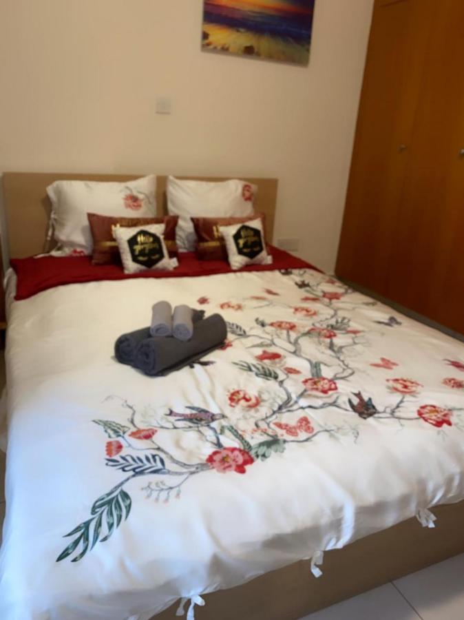 Larnaca Beach Apartment Kültér fotó