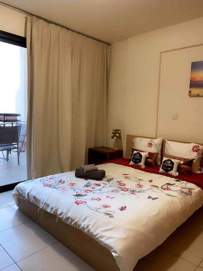 Larnaca Beach Apartment Kültér fotó