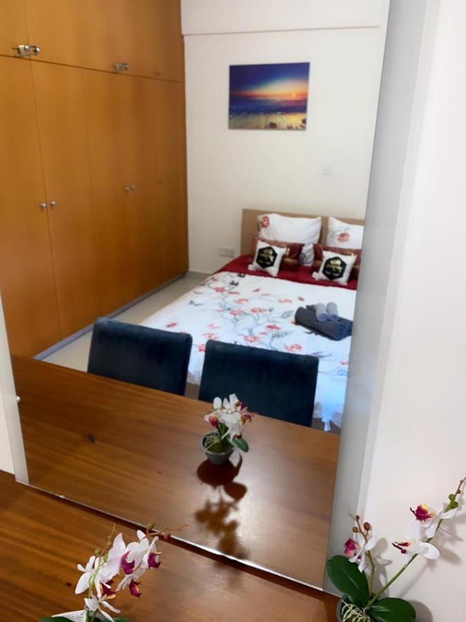 Larnaca Beach Apartment Kültér fotó