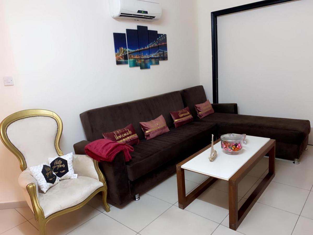 Larnaca Beach Apartment Kültér fotó