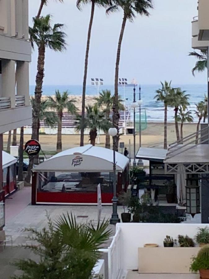 Larnaca Beach Apartment Kültér fotó